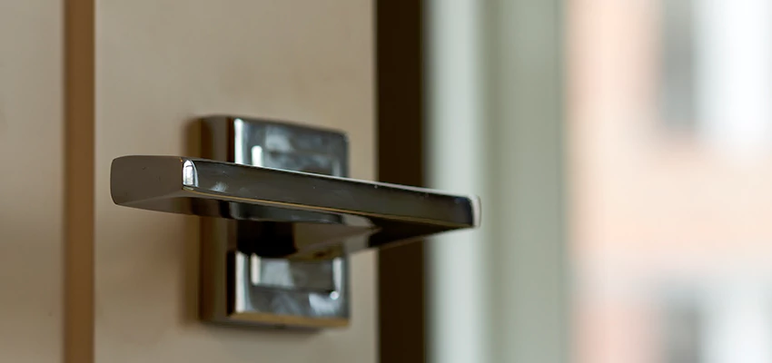 Door Lever Knob Repair in Keyes, California